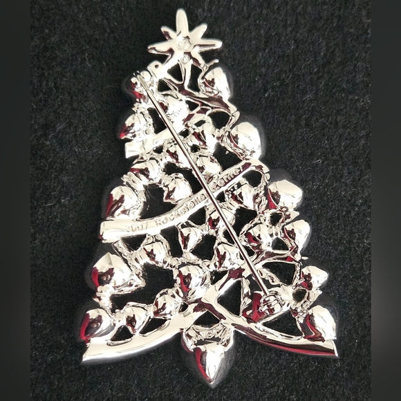 2007 Swarovski Crystal Rockefeller Center Retired Christmas Tree Brooch - Picture 9 of 11